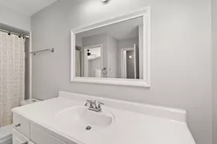 8100 Cambridge St, Houston, TX 77054 - Photo 14