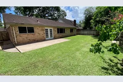 16447 Brookford Drive, Houston, TX 77059 - Photo 24
