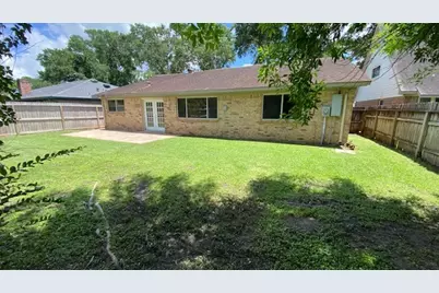 16447 Brookford Drive, Houston, TX 77059 - Photo 22