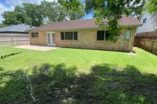 16447 Brookford Dr, Houston, TX 77059 - Photo 22