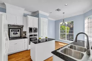 2819 Briarhurst Park, Houston, TX 77057 - Photo 4