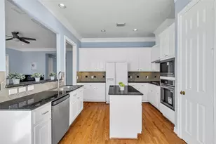 2819 Briarhurst Park, Houston, TX 77057 - Photo 10