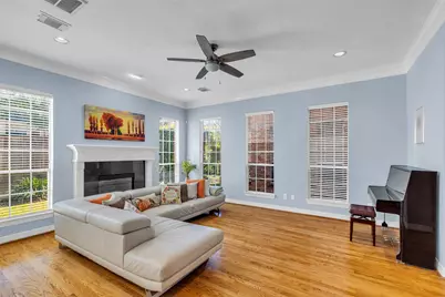 2819 Briarhurst Park, Houston, TX 77057 - Photo 2