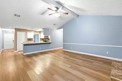 6009 Leafwood Circle, League City, TX 77573 - Photo 10