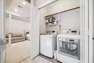 1046 W 23rd St, Houston, TX 77008 - Photo 14