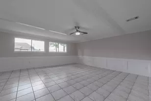 8019 Beaufort Dr, Spring, TX 77379 - Photo 16