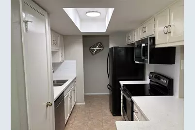 14555 Wunderlich Drive #2201, Houston, TX 77069 - Photo 2