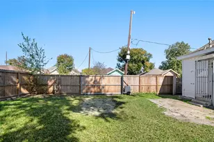 1619 Chapman St, Houston, TX 77009 - Photo 36