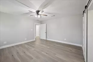 379 Rose Ln, Orange, TX 77632 - Photo 14