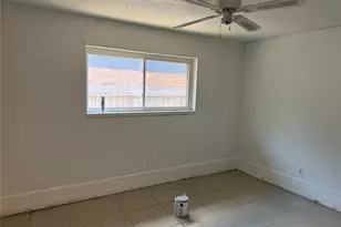 13907 Bearwood Rd, Houston, TX 77038 - Photo 12
