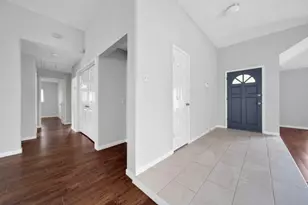 3315 Timber View Dr, Sugar Land, TX 77479 - Photo 2