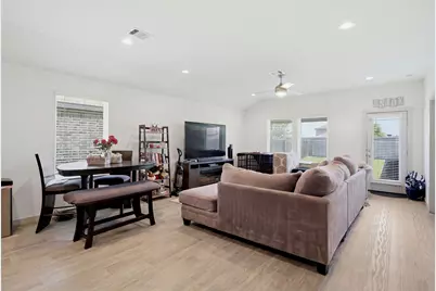 910 Betsy Hill Drive, Rosharon, TX 77583 - Photo 10
