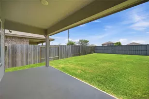 910 Betsy Hl Dr, Rosharon, TX 77583 - Photo 22