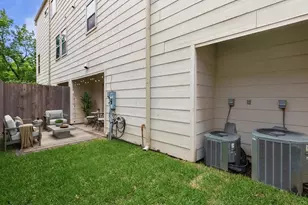 1110 Birdsall St, Houston, TX 77007 - Photo 24