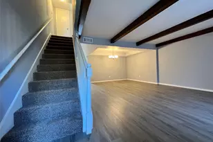 3208 Briar Ct, Baytown, TX 77521 - Photo 2