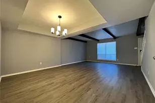 3208 Briar Ct, Baytown, TX 77521 - Photo 4