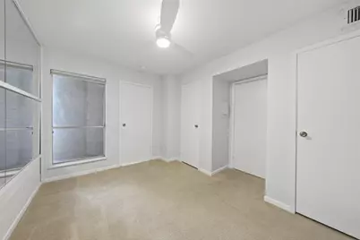 10855 Meadowglen Lane #823, Houston, TX 77042 - Photo 12