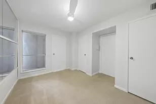 10855 Meadowglen Ln, Houston, TX 77042 - Photo 12