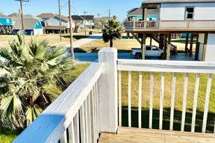 981 Nassau Dr, Crystal Beach, TX 77650 - Photo 18