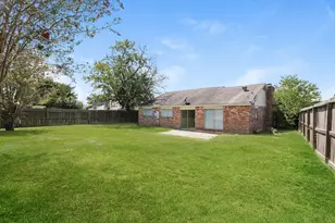 13361 Lake Breeze Ln, Willis, TX 77318 - Photo 14