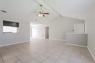13361 Lake Breeze Ln, Willis, TX 77318 - Photo 4