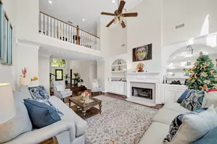 70 N Skyflower Ct, The Woodlands, TX 77381 - Photo 10