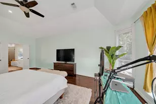 70 N Skyflower Ct, The Woodlands, TX 77381 - Photo 20