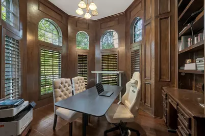 70 N Skyflower Court, The Woodlands, TX 77381 - Photo 16