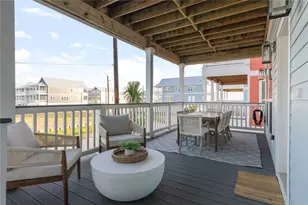 11372 Starfish Dr, Galveston, TX 77554 - Photo 10