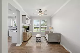 8911 Henrico Ln, Rosenberg, TX 77469 - Photo 6