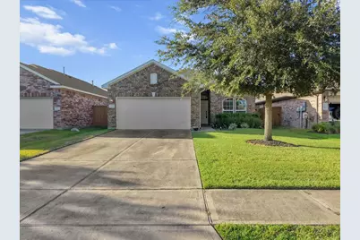 12638 Pirate Bend Drive, La Marque, TX 77568 - Photo 2