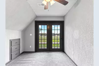 305 Johnson Avenue, Palacios, TX 77465 - Photo 18