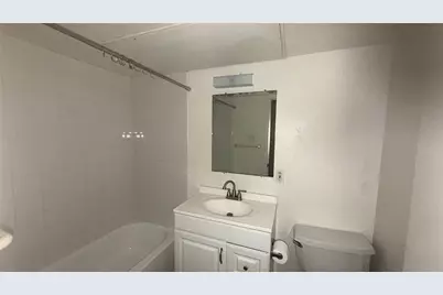 1328 Bomar Street #11, Houston, TX 77006 - Photo 6