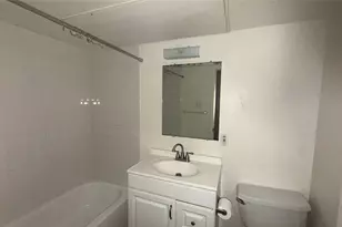 1328 Bomar St, Houston, TX 77006 - Photo 6