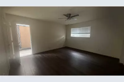 1328 Bomar Street #11, Houston, TX 77006 - Photo 10