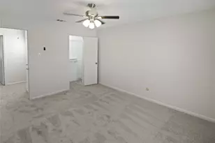 5874 Doliver Dr, Houston, TX 77057 - Photo 24