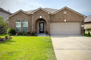 310 Gulf Winds Dr, Bacliff, TX 77518 - Photo 4