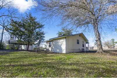 472 E Main Street, Zavalla, TX 75980 - Photo 16