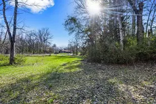 472 E Main St, Zavalla, TX 75980 - Photo 20
