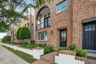 2810 Capitol St, Houston, TX 77003 - Photo 2
