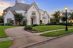 23 Glen Eagles Dr, Sugar Land, TX 77479 - Photo 2