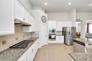 19411 Lake Ridge Dr, Manvel, TX 77578 - Photo 14