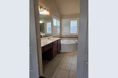 18434 N Settlers Shore Drive, Cypress, TX 77433 - Photo 8