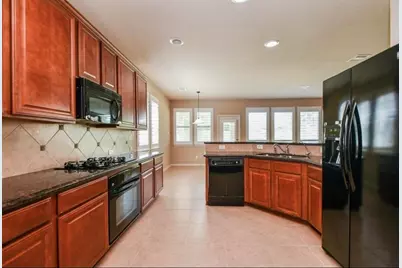 18434 N Settlers Shore Drive, Cypress, TX 77433 - Photo 4