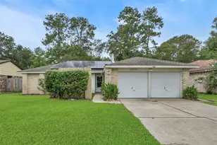 16858 Gleneagle Dr N, Conroe, TX 77385 - Photo 1