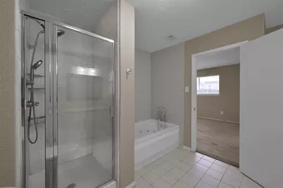 16858 Gleneagle Drive N, Conroe, TX 77385 - Photo 14
