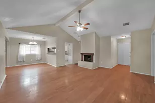 16858 Gleneagle Dr N, Conroe, TX 77385 - Photo 6