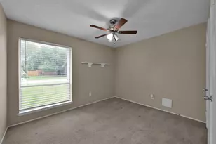 16858 Gleneagle Dr N, Conroe, TX 77385 - Photo 22