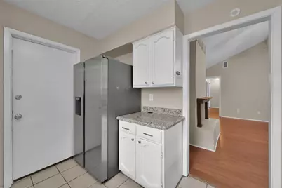 16858 Gleneagle Drive N, Conroe, TX 77385 - Photo 10
