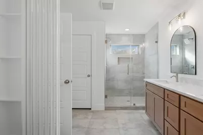 13134 Lake Conroe Bay Road, Willis, TX 77318 - Photo 30